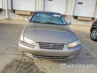 Piąte zdjęcie samochodu w środku: 1999 TOYOTA CAMRY CE VIN:4T1BG22K1XU900757 - miniatura