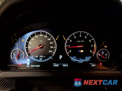 Zdjęcie 9 z 11 samochodu: 2016 BMW M6 GRAN COUPE VIN:WBS6E9C54GGF92636 - miniatura