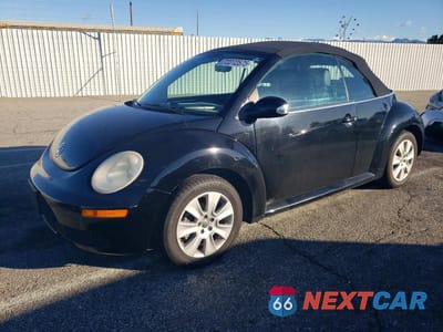 2008 VOLKSWAGEN NEW BEETLE CONVERTIBLE S 3VWPG31Y38M411785 - główne zdjęcie licytacji z USA - miniatura