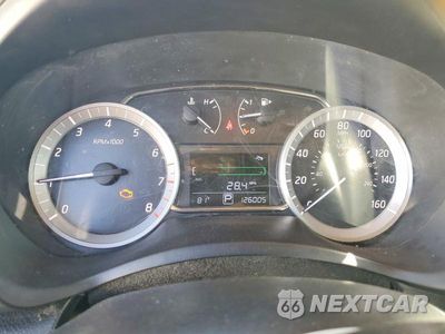 Zdjęcie 9 z 12 samochodu: 2015 NISSAN SENTRA S VIN:3N1AB7AP5FY356268 - miniatura