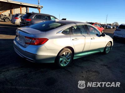 Trzecie zdjęcie samochodu z tyłu: 2019 HONDA ACCORD LX VIN:1HGCV1F18KA112600 - miniatura