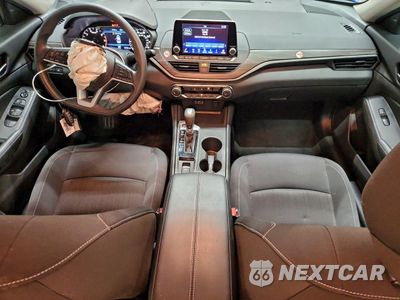 Zdjęcie 8 z 14 samochodu: 2025 NISSAN ALTIMA SV VIN:1N4BL4DW1SN371122 - miniatura