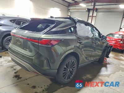 Trzecie zdjęcie samochodu z tyłu: 2025 LEXUS RX 350 BASE VIN:2T2BAMCAXSC097147 - miniatura
