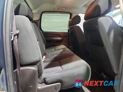 Zdjęcie 10 z 12 samochodu: 2010 GMC SIERRA K1500 SLE VIN:3GTRKVE39AG268950 - miniatura
