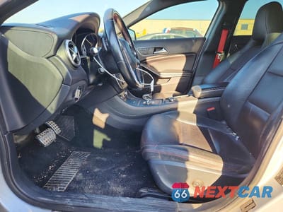 Zdjęcie 7 z 12 samochodu: 2015 MERCEDES-BENZ GLA 45 AMG VIN:WDDTG5CB2FJ103321 - miniatura