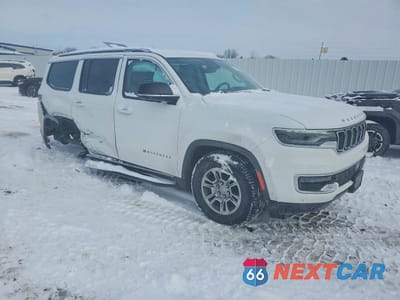 Czwarte zdjęcie samochodu z boku: 2024 JEEP WAGONEER SERIES I VIN:1C4SJVAP1RS101029 - miniatura