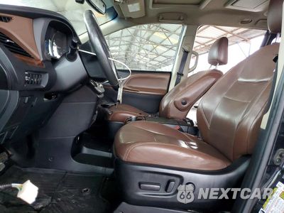 Zdjęcie 7 z 14 samochodu: 2015 TOYOTA SIENNA XLE VIN:5TDYK3DC4FS618480 - miniatura