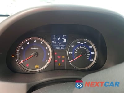 Zdjęcie 9 z 13 samochodu: 2017 HYUNDAI ACCENT SE VIN:KMHCT4AE4HU363908 - miniatura