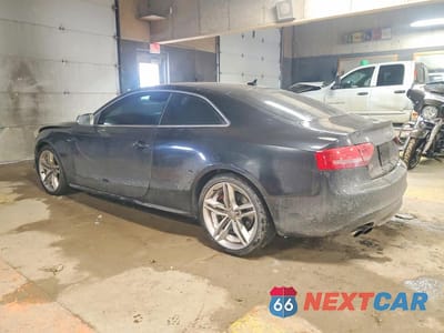Drugie zdjęcie samochodu z przodu: 2011 AUDI S5 PREMIUM PLUS VIN:WAUGVAFR1BA000918 - miniatura