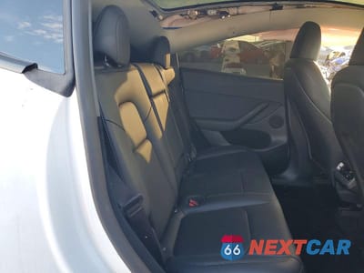 Zdjęcie 11 z 13 samochodu: 2024 TESLA MODEL Y VIN:7SAYGDED5RF120492 - miniatura