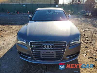 Piąte zdjęcie samochodu w środku: 2013 AUDI S8 QUATTRO VIN:WAUD2AFD6DN025731 - miniatura