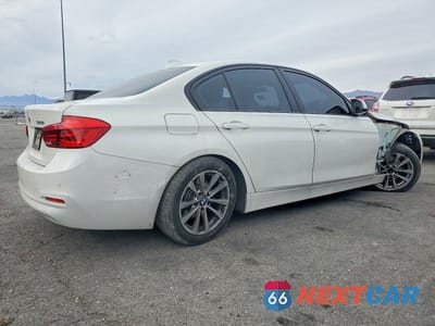 Trzecie zdjęcie samochodu z tyłu: 2017 BMW 320 I VIN:WBA8A9C39HK864536 - miniatura