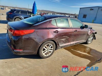 Trzecie zdjęcie samochodu z tyłu: 2011 KIA OPTIMA VIN:KNAGM4A78B5161379 - miniatura