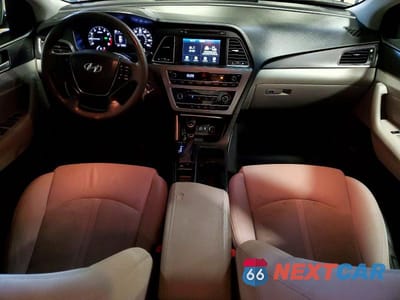 Zdjęcie 8 z 12 samochodu: 2017 HYUNDAI SONATA SPORT VIN:5NPE34AF6HH462293 - miniatura