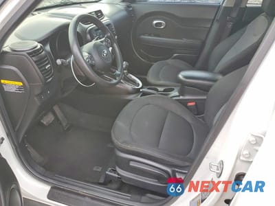 Zdjęcie 7 z 13 samochodu: 2018 KIA SOUL + VIN:KNDJP3A53J7898131 - miniatura