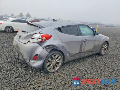 Trzecie zdjęcie samochodu z tyłu: 2012 HYUNDAI VELOSTER BASE VIN:KMHTC6AD6CU045171 - miniatura