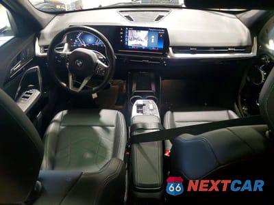 Zdjęcie 8 z 13 samochodu: 2023 BMW X1 XDRIVE28I VIN:WBX73EF01P5W65113 - miniatura