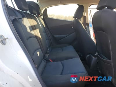 Zdjęcie 10 z 12 samochodu: 2017 TOYOTA YARIS IA VIN:3MYDLBYV8HY165902 - miniatura