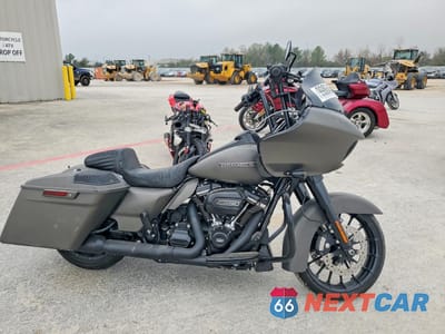 2019 HARLEY-DAVIDSON FLTRXS 1HD1KTP13KB617963 - główne zdjęcie licytacji z USA - miniatura