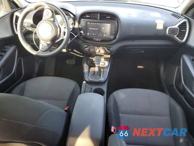 Zdjęcie 8 z 12 samochodu: 2025 KIA SOUL LX VIN:KNDJ23AUXS7248641 - miniatura