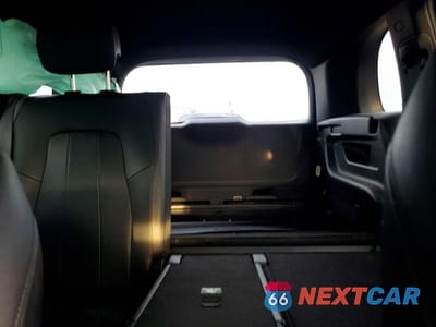 Zdjęcie 10 z 12 samochodu: 2020 MERCEDES-BENZ GLB 250 4MATIC VIN:W1N4M4HB6LW025949 - miniatura