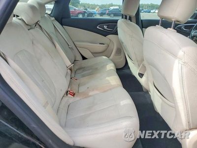 Zdjęcie 10 z 12 samochodu: 2017 CHRYSLER 200 LX VIN:1C3CCCFB8HN504622 - miniatura