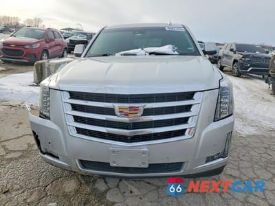 Piąte zdjęcie samochodu w środku: 2019 CADILLAC ESCALADE LUXURY VIN:1GYS4BKJ3KR281430 - miniatura
