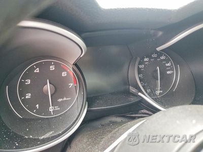 Zdjęcie 9 z 12 samochodu: 2022 ALFA ROMEO STELVIO TI VIN:ZASPAKBN0N7D46121 - miniatura