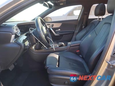 Zdjęcie 7 z 12 samochodu: 2020 MERCEDES-BENZ A 220 VIN:WDD3G4EB6LW039208 - miniatura