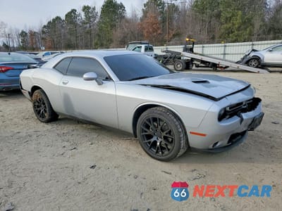 Czwarte zdjęcie samochodu z boku: 2023 DODGE CHALLENGER SXT VIN:2C3CDZAG7PH522040 - miniatura