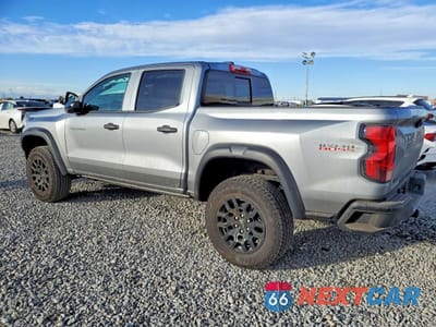 Drugie zdjęcie samochodu z przodu: 2026 CHEVROLET COLORADO TRAIL BOSS VIN:1GCPTEEK3T1101643 - miniatura