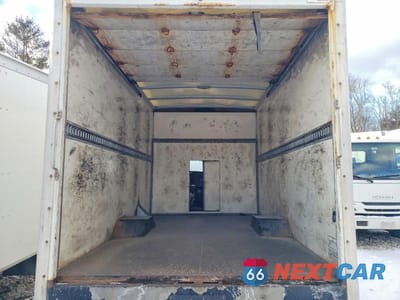 Zdjęcie 11 z 13 samochodu: 2019 CHEVROLET EXPRESS DELIVERY VAN VIN:1GB0GRFG7K1206258 - miniatura