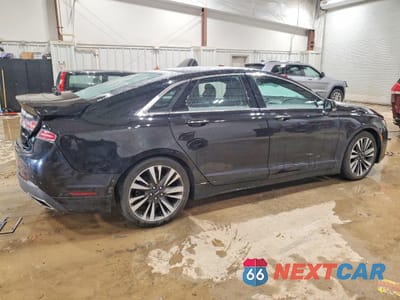 Trzecie zdjęcie samochodu z tyłu: 2019 LINCOLN MKZ RESERVE II VIN:3LN6L5F99KR632594 - miniatura