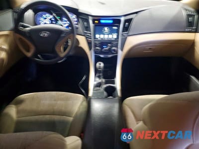 Zdjęcie 8 z 12 samochodu: 2013 HYUNDAI SONATA GLS VIN:5NPEB4AC2DH809623 - miniatura