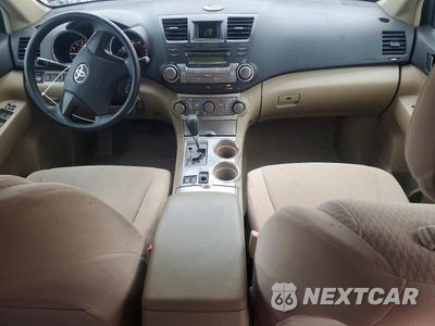 Zdjęcie 8 z 12 samochodu: 2009 TOYOTA HIGHLANDER VIN:JTEES41A592137012 - miniatura