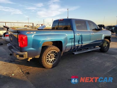 Trzecie zdjęcie samochodu z tyłu: 2017 CHEVROLET SILVERADO K1500 LTZ VIN:3GCUKSEJ0HG190303 - miniatura