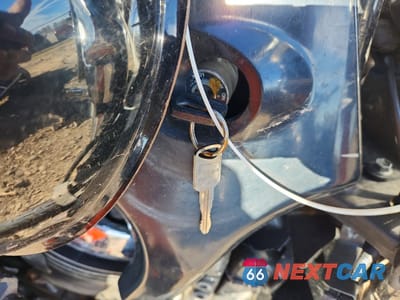 Zdjęcie 8 z 10 samochodu: 2003 SUZUKI VL800 VIN:JS1VS54A032106483 - miniatura