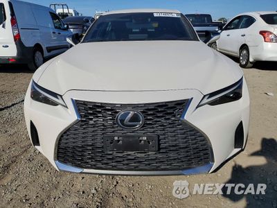 Piąte zdjęcie samochodu w środku: 2021 LEXUS IS 300 VIN:JTHAA1D23M5109367 - miniatura