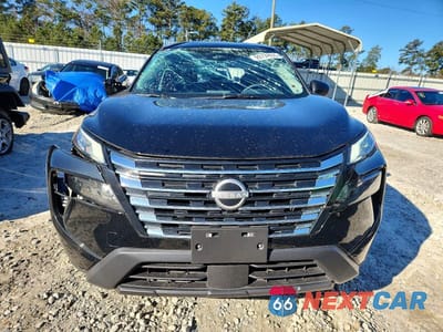 Piąte zdjęcie samochodu w środku: 2025 NISSAN ROGUE S VIN:5N1BT3AA7SC764353 - miniatura