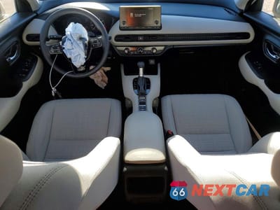 Zdjęcie 8 z 12 samochodu: 2025 HONDA HR-V LX VIN:3CZRZ1H3XSM747682 - miniatura