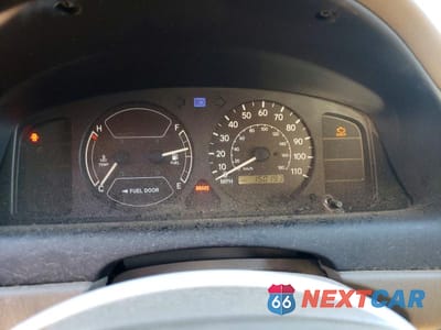 Zdjęcie 9 z 12 samochodu: 2000 TOYOTA COROLLA VE VIN:2T1BR12E2YC287324 - miniatura