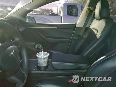 Zdjęcie 9 z 12 samochodu: 2023 TESLA MODEL Y VIN:7SAYGDEE1PF890629 - miniatura