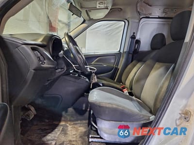 Zdjęcie 7 z 13 samochodu: 2017 RAM PROMASTER CITY VIN:ZFBERFAB5H6G21389 - miniatura