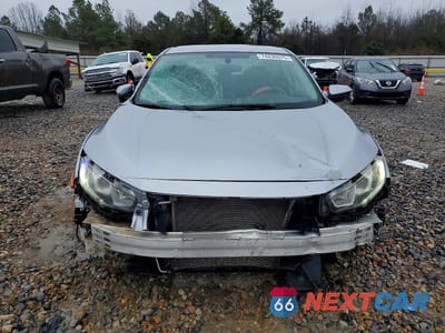 Piąte zdjęcie samochodu w środku: 2016 HONDA CIVIC LX VIN:19XFC2F51GE080667 - miniatura