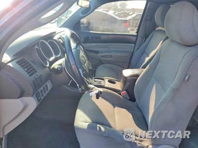 Zdjęcie 7 z 14 samochodu: 2015 TOYOTA TACOMA ACCESS CAB VIN:5TFTX4CN8FX059790 - miniatura
