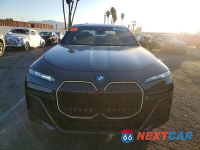 Piąte zdjęcie samochodu w środku: 2024 BMW I7 EDRIVE50 VIN:WBY43EJ03RCR66583 - miniatura