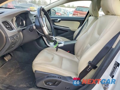 Zdjęcie 7 z 13 samochodu: 2018 VOLVO S60 INSCRIPTION VIN:LYV402TK0JB174200 - miniatura