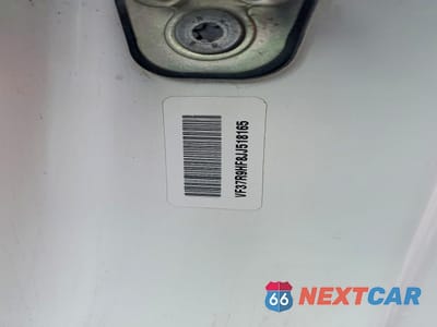 Zdjęcie 12 z 13 samochodu: 2018 PEUGEOT VIVACITY VIN:VF37R9HF8JJ518165 - miniatura