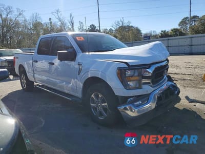 Czwarte zdjęcie samochodu z boku: 2023 FORD F150 SUPERCREW VIN:1FTFW1E83PKE11386 - miniatura