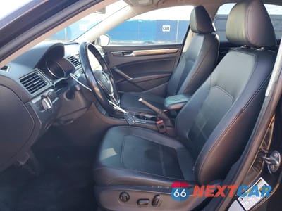 Zdjęcie 7 z 12 samochodu: 2018 VOLKSWAGEN PASSAT SE VIN:1VWBA7A33JC005519 - miniatura